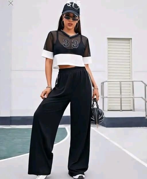Women's High-Waist Wide-Leg Striped Jogger Pant - Black & White