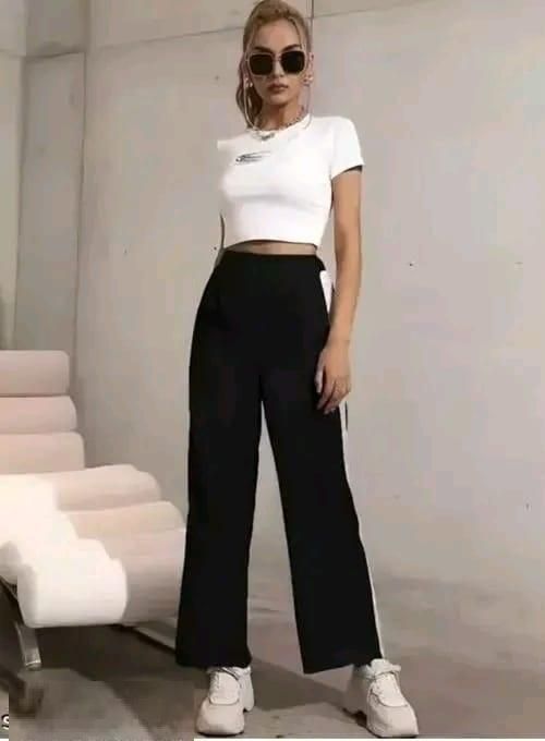 Women's High-Waist Wide-Leg Striped Jogger Pant - Black & White